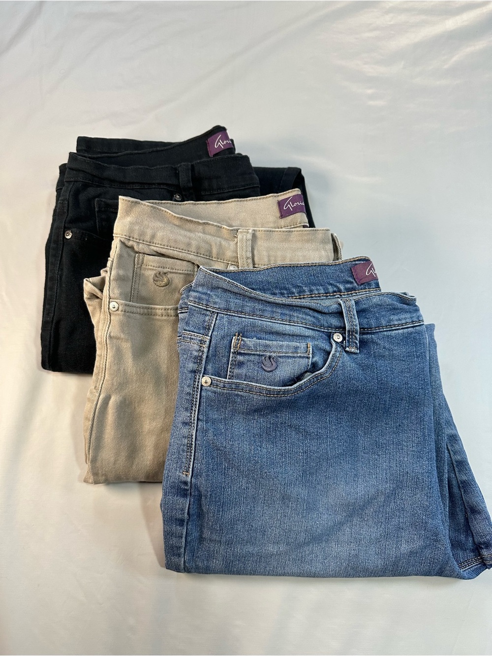 Gloria Vanderbilt Straight Leg Jeans Trio - Blue, Tan, Black size 14